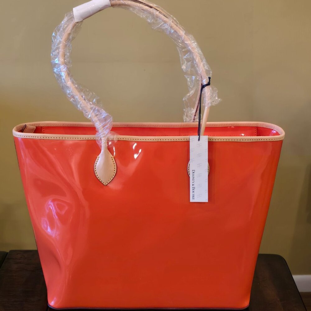 NWT - DOONEY & BOURKE Large Patent Leather Tote Bag - Orange - Picture 7 of 7